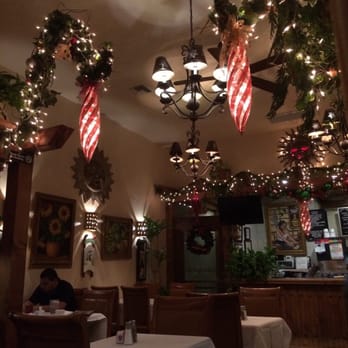 La Caravana - Decked out for Christmas - Salvadoran Near Me - Pasadena, California La Caravana - Decked out for Christmas - Salvadoran Near Me - Pasadena, California