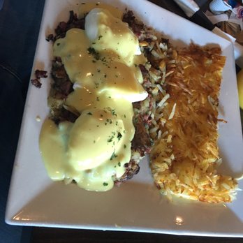 The Scratch Room - Corned beef Benedict. Not the best. - Breakfast & Brunch Near Me - Anaheim, California The Scratch Room - Corned beef Benedict. Not the best. - Breakfast & Brunch Near Me - Anaheim, California