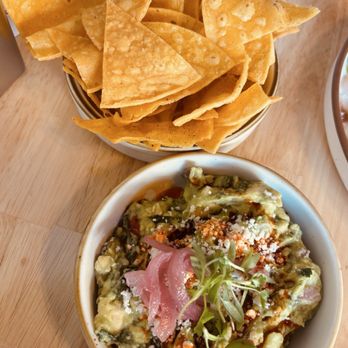 Lime & Cilantro - Chips and guacamole - Latin American Near Me - Silver Spring, Maryland