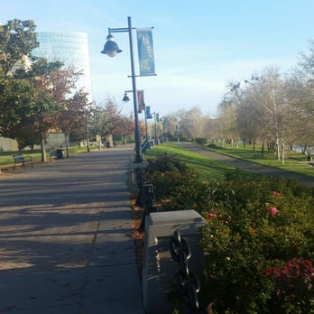 River Walk Park - Promenade - Parks Near Me - West Sacramento, California River Walk Park - Promenade - Parks Near Me - West Sacramento, California