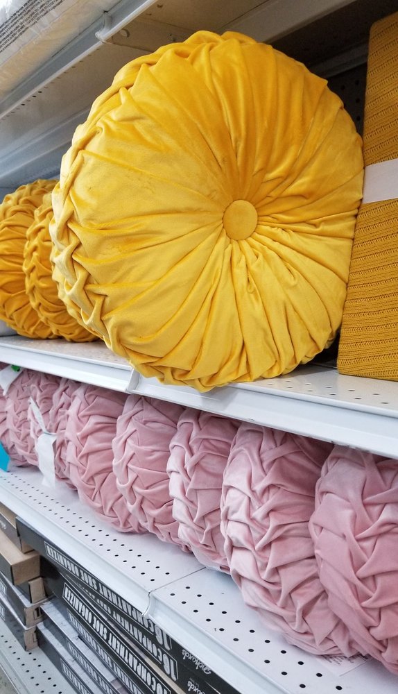 BEN’S BARGIN CENTER 10713 Dixie Hwy, Louisville, Kentucky Discount