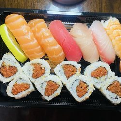 Arata Sushi & Bowl - 6 6pc Sushi & 1 Classic Roll