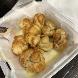 Pepicelli's Pizza - The garlic knots were way underdone in the middle