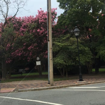 Patrick Henry Park - Corner entrance - Parks Near Me - Richmond, Virginia Patrick Henry Park - Corner entrance - Parks Near Me - Richmond, Virginia