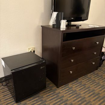 Holiday Inn - That's the fridge next to the dresser - Venues & Event Spaces Near Me - Miami, Florida Holiday Inn - That's the fridge next to the dresser - Venues & Event Spaces Near Me - Miami, Florida