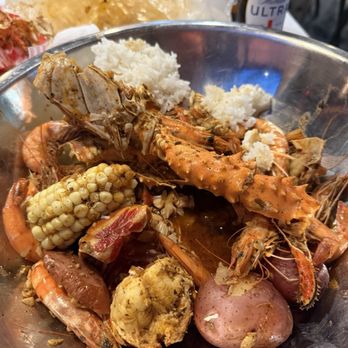 Chiefs Da Crab Shack - Seafood Near Me - Bonita, California Chiefs Da Crab Shack - Seafood Near Me - Bonita, California