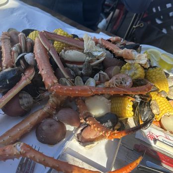The Crab Pot - Shrimps, crab legs were overcooked. Only corns were juicy and good. :( - Seafood Near Me - Long Beach, California The Crab Pot - Shrimps, crab legs were overcooked. Only corns were juicy and good. :( - Seafood Near Me - Long Beach, California