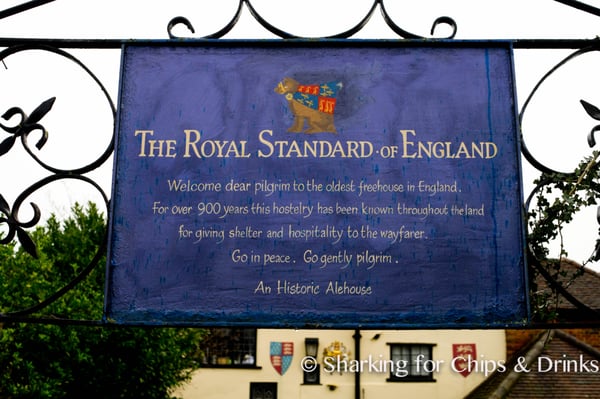 The Royal Standard of England by null