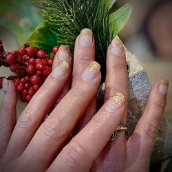 Sugarcoat - Nail art by Leo