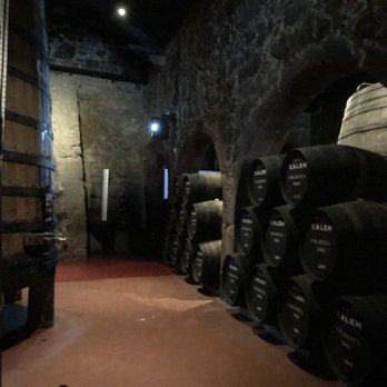 Cálem - Vats and barrels in caves - Wineries Near Me - Vila Nova de Gaia, 13