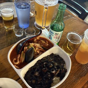Cafe Patio - Half Spicy Seafood Noodle Soup / 해물짬뽕 Jjajangmyeon / 짜장면 Lychee & Peach Iced Tea (24oz) - Chinese Near Me - Fullerton, California Cafe Patio - Half Spicy Seafood Noodle Soup / 해물짬뽕 Jjajangmyeon / 짜장면 Lychee & Peach Iced Tea (24oz) - Chinese Near Me - Fullerton, California
