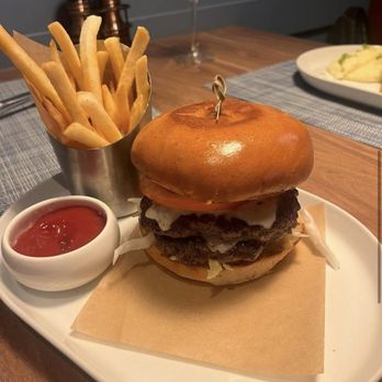 Bistro 101 - Double cheeseburger. Cooked to perfection. Super tasty. Good fries! - American Near Me - Rohnert Park, California
