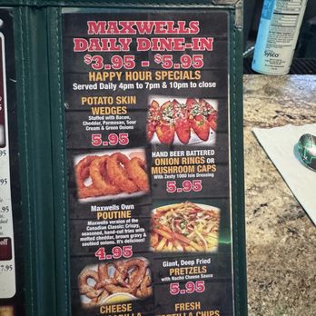 Maxwells Pub & Grill - Pubs Near Me - Beaverton, Oregon