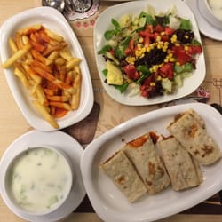 Yıldız Aspava - Soslu dürüm, salata, cacık, patates kızartması