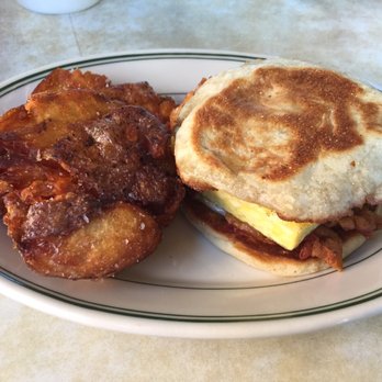 Palace Diner - Best breakfast sandwich with jalapeños - Breakfast & Brunch Near Me - Biddeford, Maine Palace Diner - Best breakfast sandwich with jalapeños - Breakfast & Brunch Near Me - Biddeford, Maine
