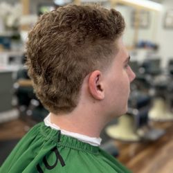 The Company Barber - Cut by Robert
