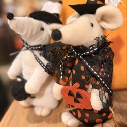 Cotton - Halloween merch