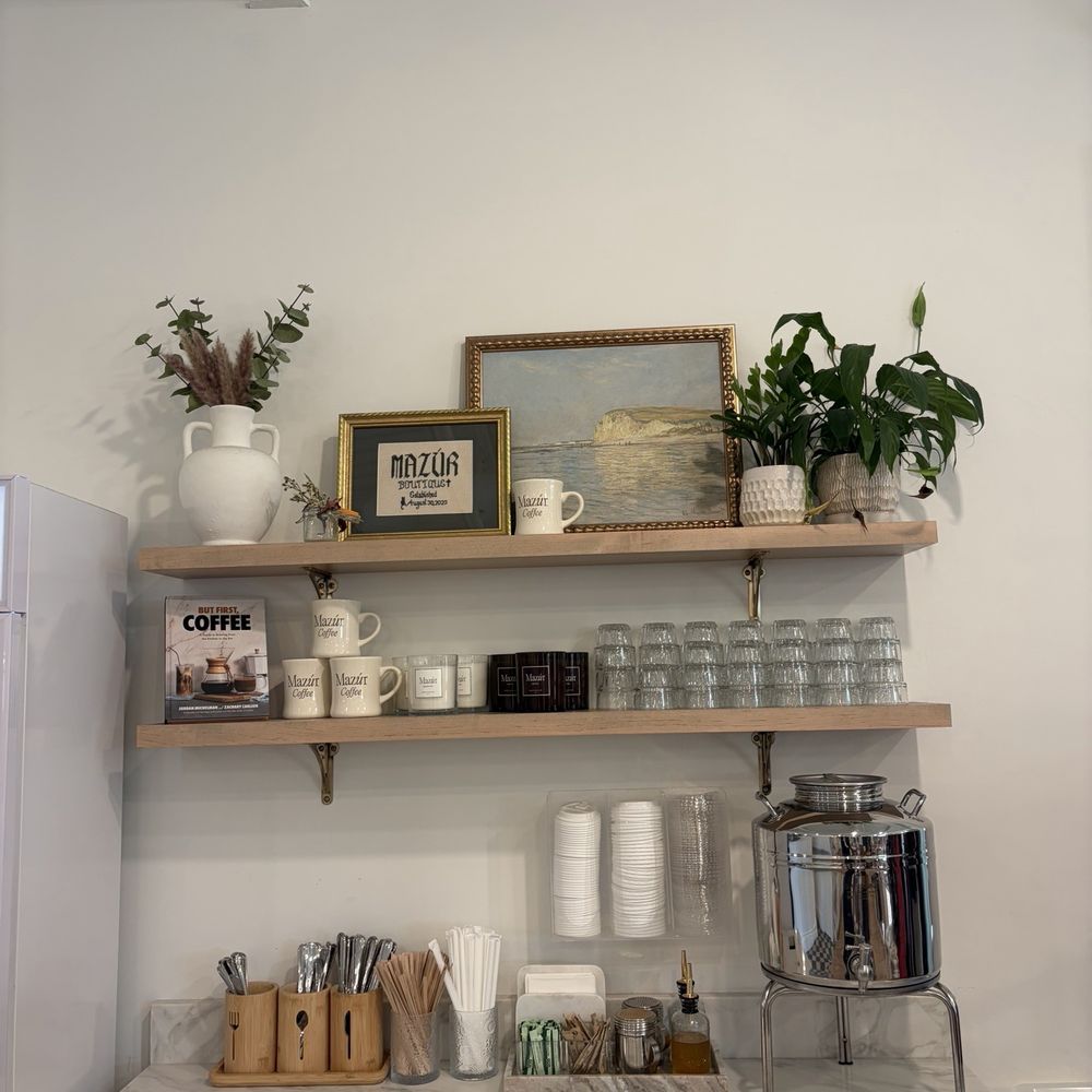 Mazúr Boutique - Women's Clothing Near Me - Austin, Texas Mazúr Boutique - Women's Clothing Near Me - Austin, Texas