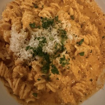 Sale Pepe - Fusilli con pesto trapanese - Pizza Near Me - Lahaina, Hawaii Sale Pepe - Fusilli con pesto trapanese - Pizza Near Me - Lahaina, Hawaii