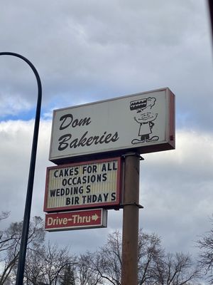 Dom Bakeries by null