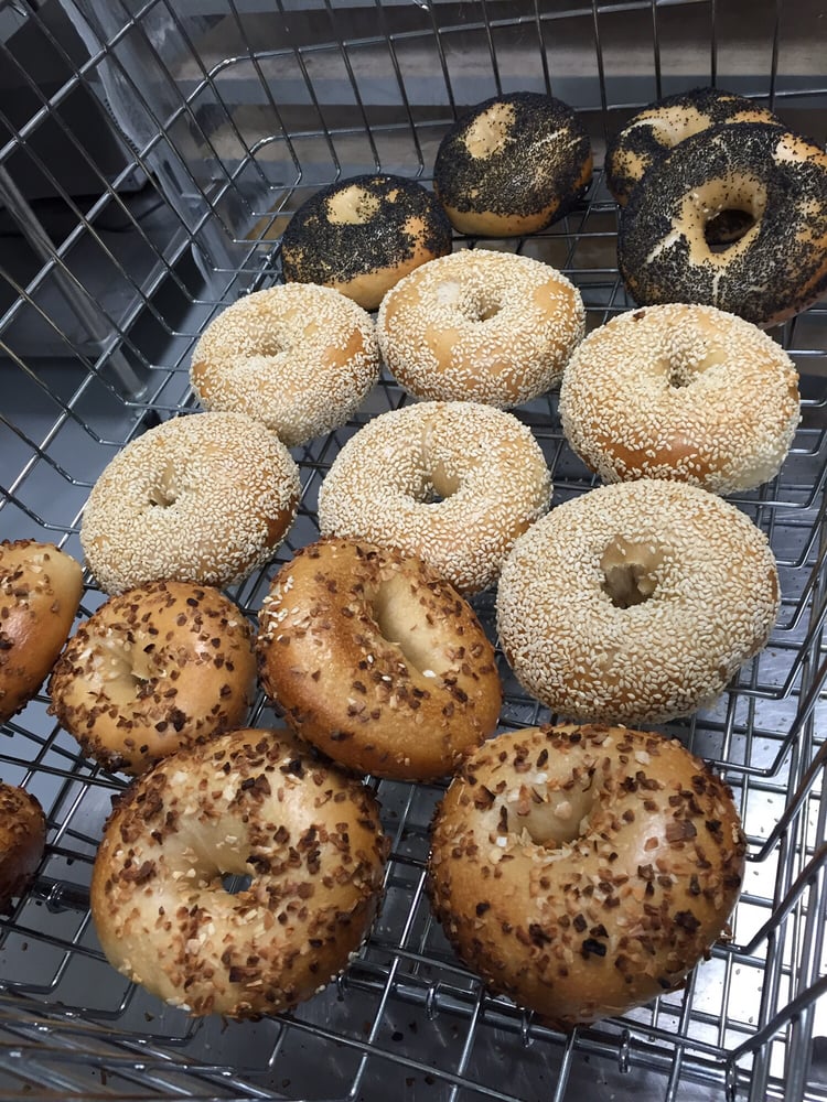LEFT HAND BAGELS Updated September 2024 11 Photos 1045 S