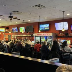 Jerry's Pizza - Interior (Facing Bar)