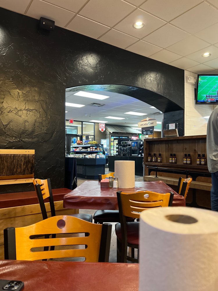 5R TRAVEL CENTER Updated September 2024 17 Photos & 19 Reviews