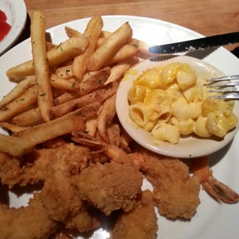 Cheddar's Scratch Kitchen - Beer batter fried shrimp, Mac & Cheese with French fries - American Near Me - San Antonio, Texas Cheddar's Scratch Kitchen - Beer batter fried shrimp, Mac & Cheese with French fries - American Near Me - San Antonio, Texas