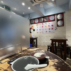 佳佳甜品 - The wall of Michelin