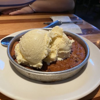 BJ's Restaurant & Brewhouse - Desert. Very good. - Pizza Near Me - Sterling Heights, Michigan BJ's Restaurant & Brewhouse - Desert. Very good. - Pizza Near Me - Sterling Heights, Michigan