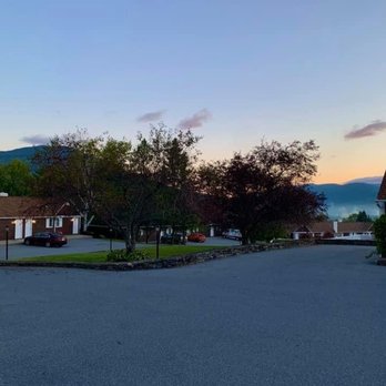 The Manchester View - Sunrise over their property - Hotels Near Me - Manchester Center, Vermont