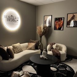 Beauty Bar by Mare - Reception Area