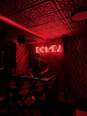 Bomba by null