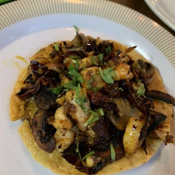 EL CURANDERO - Guajillo recommended by the waiter. So good! Shrimp octopus cooked with butter guajilla Chile and grilled onion. - Seafood Near Me - SOLIDARIDAD, ROO EL CURANDERO - Guajillo recommended by the waiter. So good! Shrimp octopus cooked with butter guajilla Chile and grilled onion. - Seafood Near Me - SOLIDARIDAD, ROO