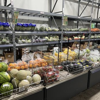ChefZone - a produce section of a grocery store - Wholesale Stores Near Me - Honolulu, Hawaii ChefZone - a produce section of a grocery store - Wholesale Stores Near Me - Honolulu, Hawaii