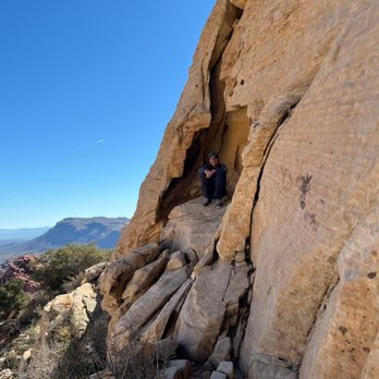 Calico Tanks Trail - I found this cool hiding cave up high! - Hiking Near Me - Las Vegas, Nevada Calico Tanks Trail - I found this cool hiding cave up high! - Hiking Near Me - Las Vegas, Nevada