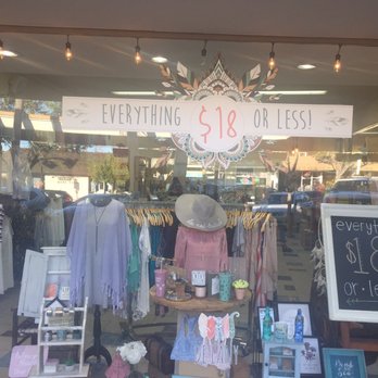 De Lany Clothing - See that lavender shawl? Yup! I bought it! Its awsome and they have more in another beautiful pastel green color! - Women's Clothing Near Me - San Clemente, California