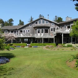 Floras Lake House By the Sea