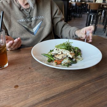 Yard House - New American Near Me - Chula Vista, California