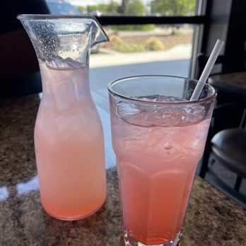 Le Peep - Huckleberry lemonade - Breakfast & Brunch Near Me - Meridian, Idaho