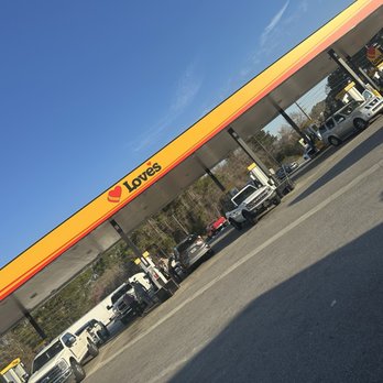 Love's Travel Stop - Convenience Stores Near Me - Tifton, Georgia Love's Travel Stop - Convenience Stores Near Me - Tifton, Georgia