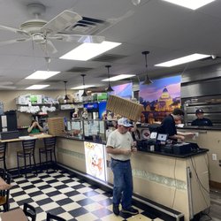 Rino's Italian Grill and Pizza - The lovely counter!