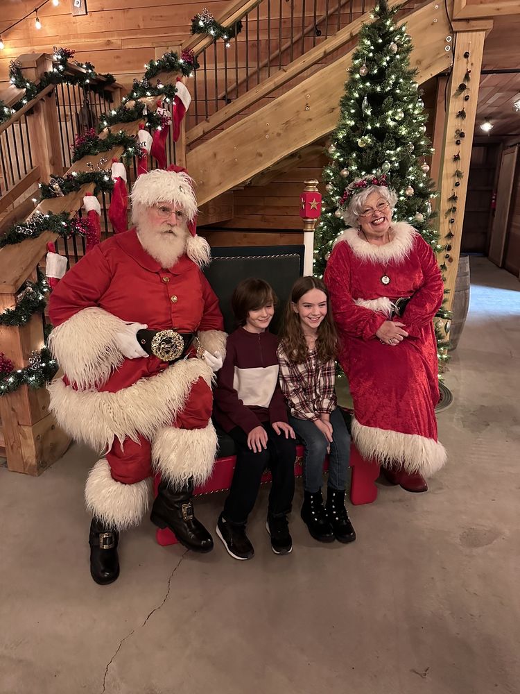 HILLSIDE FARMS Updated September 2024 1120 143rd Ave SE, Tenino