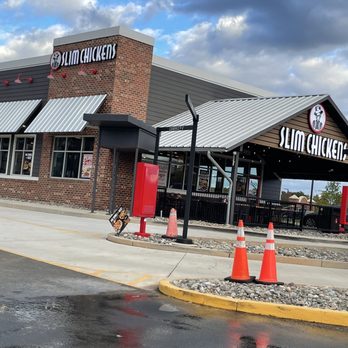 Slim Chickens - Outside - Southern Near Me - Bowie, Maryland