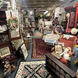 Susie Bella’s Antiques & More