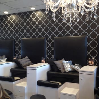 GLO Nail Bar - Love the decor - Nail Salons Near Me - Costa Mesa, California GLO Nail Bar - Love the decor - Nail Salons Near Me - Costa Mesa, California