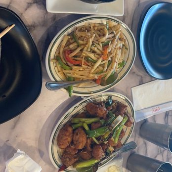 Hong Kong Station - 2. Beef Brisket Soup 6. 7. Szechuan Style Spicy Chicken Wings 4. HK Style French Toast - Chinese Near Me - Centennial, Colorado