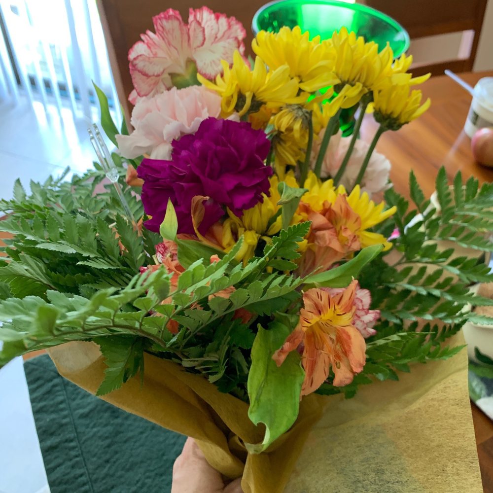 Sending Love Roses - Not even in a vase! - Florists Near Me - Charlotte, North Carolina Sending Love Roses - Not even in a vase! - Florists Near Me - Charlotte, North Carolina
