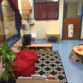 Trinity College Community Child Center - Another view of reading area - Child Care & Day Care Near Me - Hartford, Connecticut Trinity College Community Child Center - Another view of reading area - Child Care & Day Care Near Me - Hartford, Connecticut
