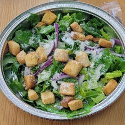 Beni's Pizza - Ceasar salad